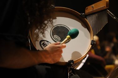 Sesc Ler promove estudos sobre técnicas de instrumentos de percussão