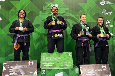 Atletas de Surubim se destacam no Pernambucano de Jiu-jitsu no Gerald&atilde;o