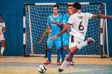 Copa Trein&atilde;o Central Net de Futsal movimenta Surubim com jogos no Coqueiro