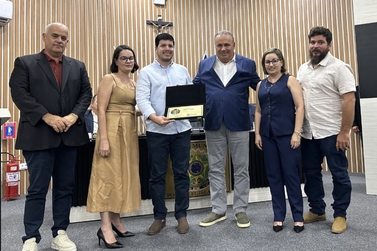 Leal Im&oacute;veis &eacute; homenageada na C&acirc;mara de Surubim pelos seus 30 anos de hist&oacute;ria