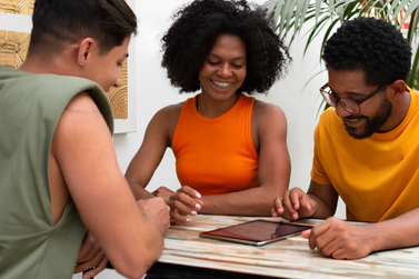 Governo lan&ccedil;a edital para inscri&ccedil;&otilde;es de organiza&ccedil;&otilde;es na Plataforma Juventude Solid&aacute;ria
