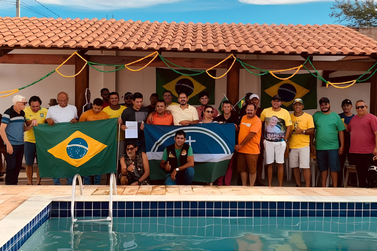 Grupo conservador de Surubim confirma apoio &agrave; pr&eacute;-candidatura de Fl&aacute;vio Bolsonaro
