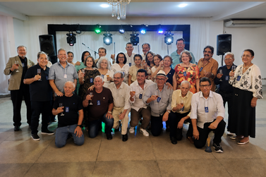 Amizade de mais de 50 anos re&uacute;ne ex-alunos do Marista Pio XII em Surubim