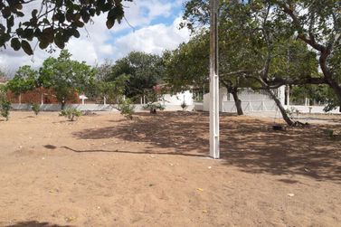 S&iacute;tio &agrave; venda - 2400m&sup2; - S&iacute;tio Manduri