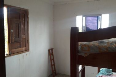 S&iacute;tio &agrave; venda - 2400m&sup2; - S&iacute;tio Manduri