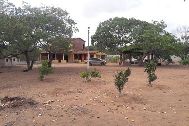 S&iacute;tio &agrave; venda - 2400m&sup2; - S&iacute;tio Manduri