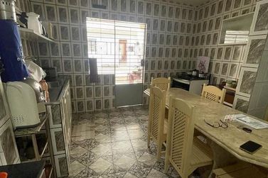 Casa &agrave; venda - 200m&sup2; - S&atilde;o Sebasti&atilde;o