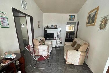 Casa &agrave; venda - 240m&sup2; - S&atilde;o Sebasti&atilde;o