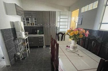 Casa &agrave; venda - 240m&sup2; - S&atilde;o Sebasti&atilde;o