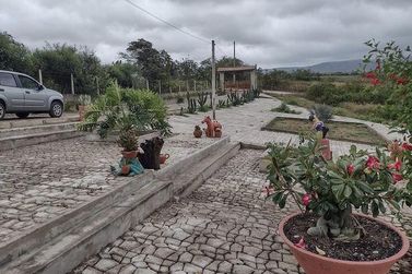 Ch&aacute;cara &agrave; venda - 15000m&sup2; - L&eacute;rio de Cima