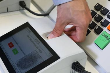T&iacute;tulo de Eleitor: Justi&ccedil;a Eleitoral amplia hor&aacute;rio de atendimento no PR