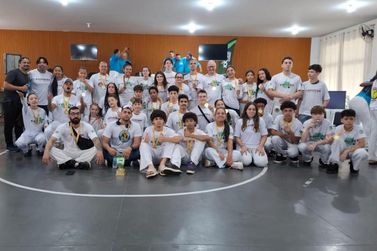 Toledo conquista bicampeonato paranaense de capoeira em Ivaipor&atilde;