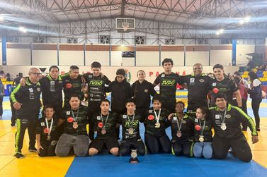 Atletas de Toledo conquistam t&iacute;tulo geral e sobem ao p&oacute;dio em competi&ccedil;&atilde;o estadual
