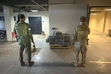 Embarca&ccedil;&atilde;o, carro e quase meia tonelada de maconha s&atilde;o apreendidos em a&ccedil;&atilde;o no Oeste
