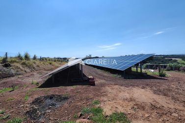 Ch&aacute;cara &agrave; venda - 20000m&sup2; - QUATRO PONTES