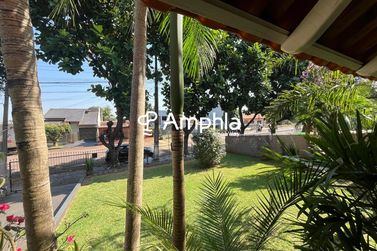 Casa &agrave; venda - 469m&sup2; - Espig&atilde;o