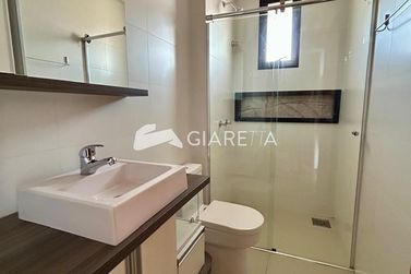 Apartamento para alugar - 125m&sup2; - CENTRO