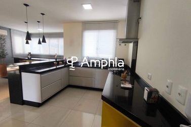 Apartamento &agrave; venda - 230m&sup2; - Centro