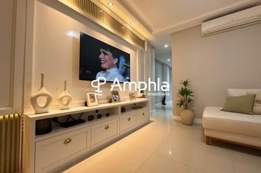 Apartamento &agrave; venda - 144m&sup2; - Meia Praia
