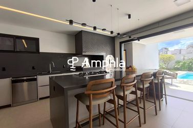Sobrado &agrave; venda - 400m&sup2; - Recanto Tropical