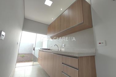 Casa para alugar - 88m&sup2; - JARDIM PANCERA