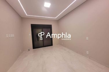 Sobrado &agrave; venda - 158m&sup2; - Recanto Tropical
