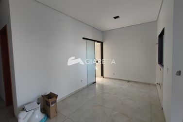 Casa &agrave; venda - 68m&sup2; - JARDIM PINHEIRINHO