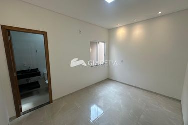 Casa &agrave; venda - 77m&sup2; - JARDIM COOPAGRO