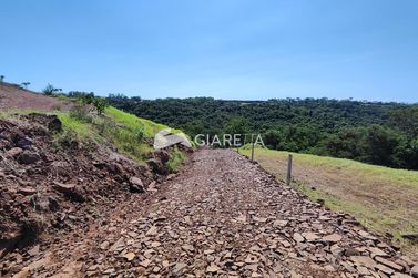 Ch&aacute;cara &agrave; venda - 20000m&sup2; - QUATRO PONTES
