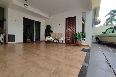 Sobrado &agrave; venda - 135m&sup2; - JARDIM GISELA