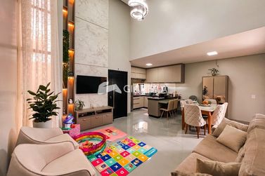Casa &agrave; venda - 160m&sup2; - JARDIM GISELA