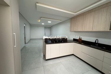 Apartamento para alugar - 110m&sup2; - CENTRO