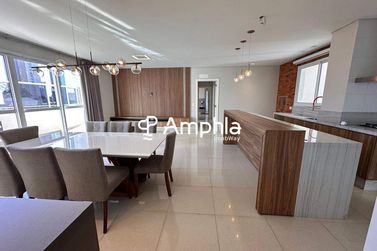 Apartamento &agrave; venda - 244m&sup2; - Centro