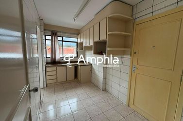 Apartamento &agrave; venda - 117m&sup2; - Centro