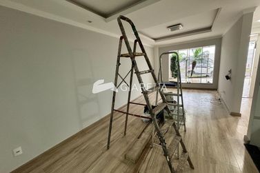 Sobrado &agrave; venda - 134m&sup2; - JARDIM GISELA