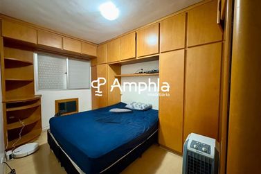 Apartamento &agrave; venda - 57m&sup2; - Centro