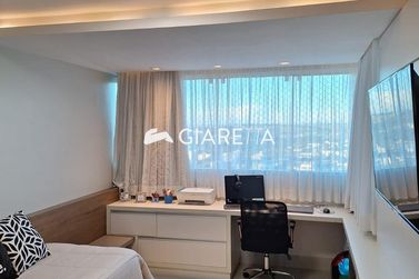 Apartamento &agrave; venda - 137m&sup2; - CENTRO