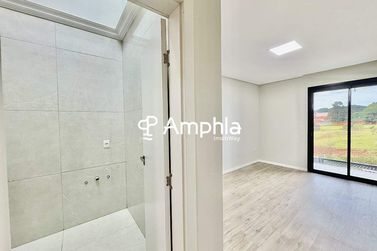 Sobrado &agrave; venda - 217m&sup2; - Recanto Tropical