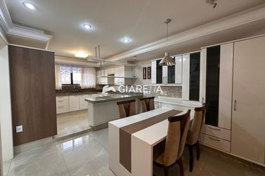 Apartamento &agrave; venda - 307m&sup2; - CENTRO