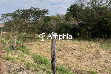 Ch&aacute;cara &agrave; venda - 4000m&sup2; - Centro