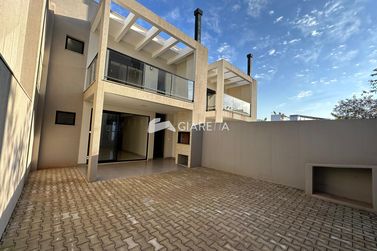 Sobrado &agrave; venda - 165m&sup2; - JARDIM GISELA