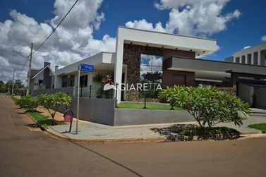 Casa &agrave; venda - 330m&sup2; - VILA INDUSTRIAL