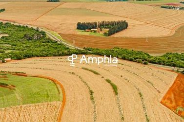 Terreno &agrave; venda - 127000m&sup2; - Zona Rural