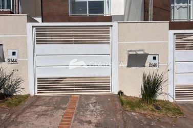 Sobrado &agrave; venda - 83m&sup2; - VILA BECKER