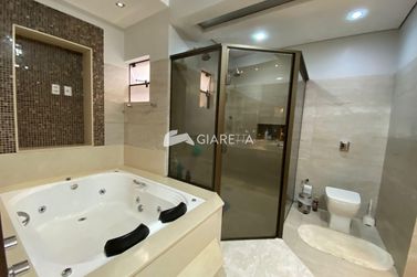 Casa &agrave; venda - 214m&sup2; - CENTRO