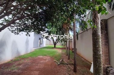 Sobrado &agrave; venda - 152m&sup2; - Jardim Pasqualli