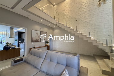 Sobrado &agrave; venda - 348m&sup2; - Maria Luiza