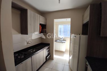Apartamento para alugar - 67m&sup2; - CENTRO