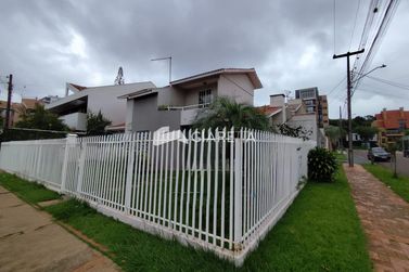 Sobrado para alugar - 205m&sup2; - JARDIM LA SALLE