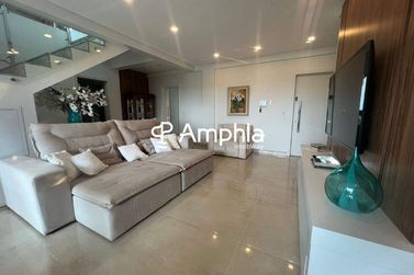 Apartamento &agrave; venda - 220m&sup2; - Centro